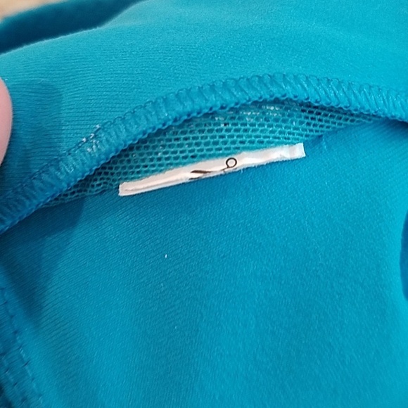 NWOT Forever 21 Teal Mesh Padded Sports Bra - Picture 7 of 8